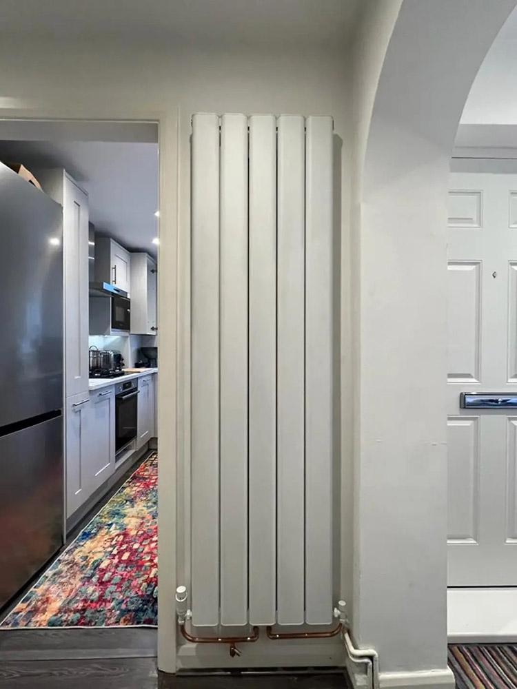 vertical-radiators-vs-horizontal